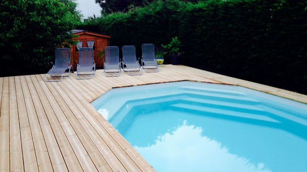 Tanzanite : Piscine coque rectangulaire à fond plat pour vos loisirs