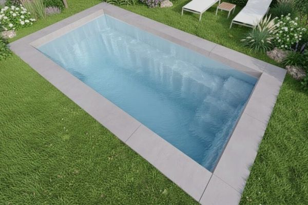 Angélite Mini avec bloc Filtrant – Piscine coque fond plat avec banquette