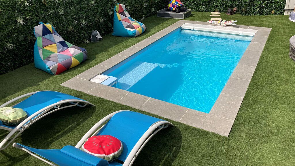 City – Piscine citadine avec volet et pose simplifiée